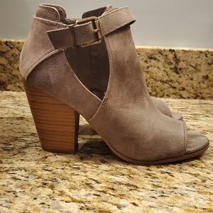 Peep toe ankle booties size 8